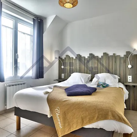 Appartement Localise - C02 - Vue - Balcon - Juste A Cote - Centre Et Port A Pied - Wifi Inclus - Draps Inclus - Animaux Bienvenus *